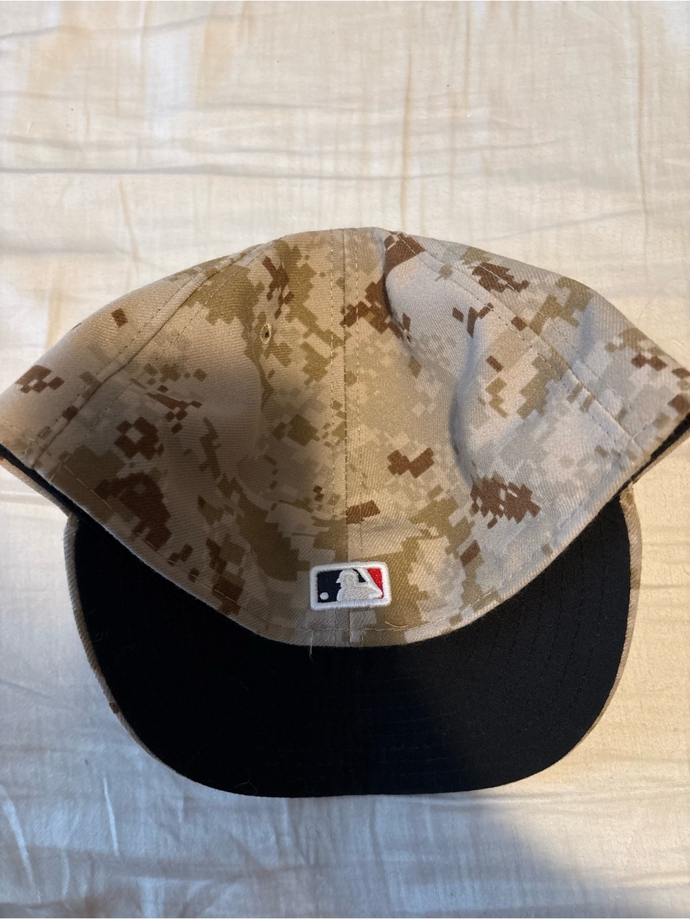 Angels hat - Picture 2 of 3